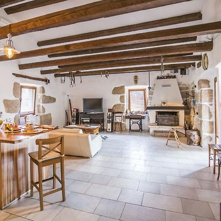 Apartments Villa Kras Krk Malinska Eksteriør billede