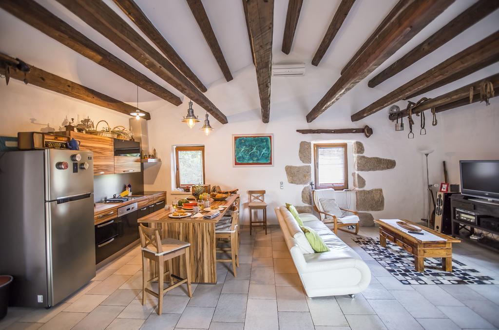 Apartments Villa Kras Krk Malinska Eksteriør billede